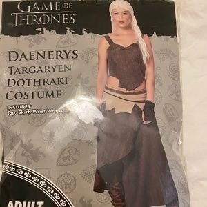 Daenerys Targaryen Halloween Costume, size S, Game of Thrones